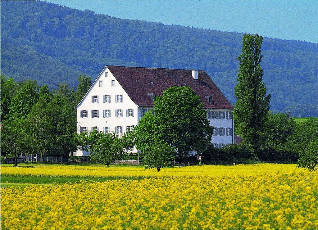 Klosterhotel Kreuz Mariastein Eksteriør bilde