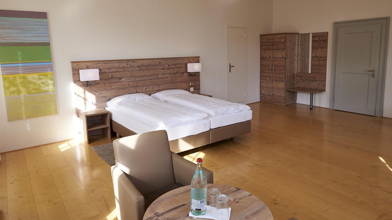 Klosterhotel Kreuz Mariastein Eksteriør bilde