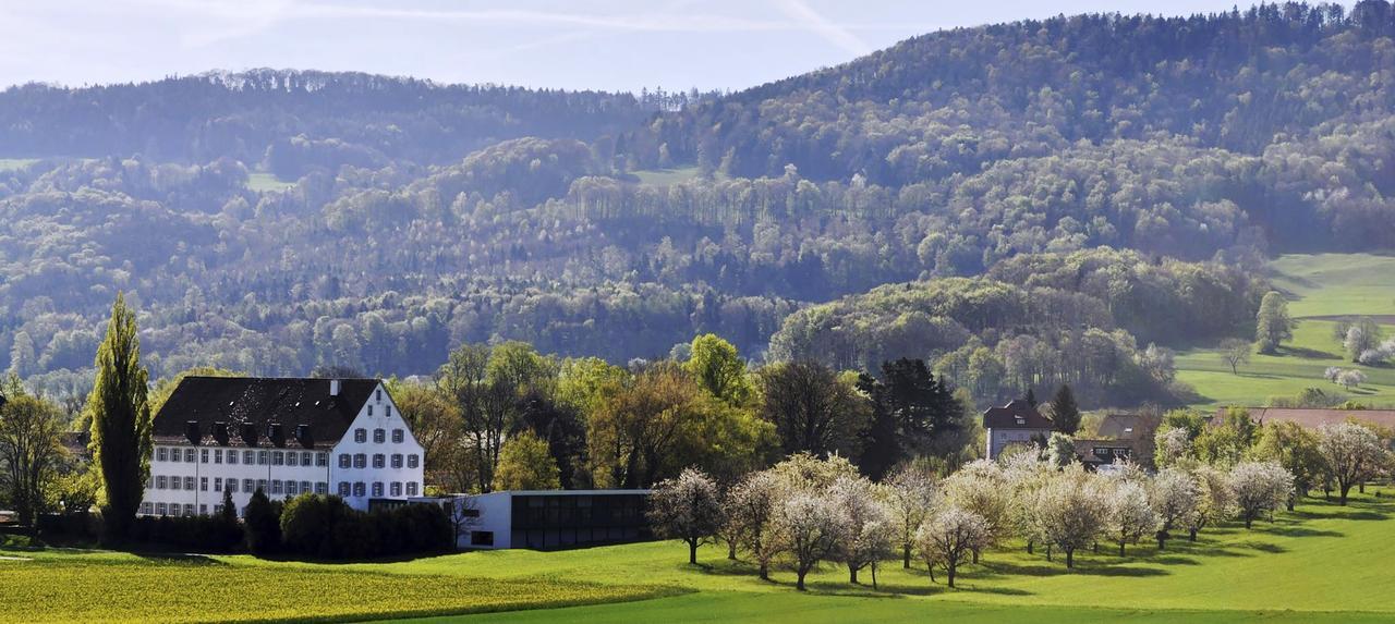 Klosterhotel Kreuz Mariastein Eksteriør bilde