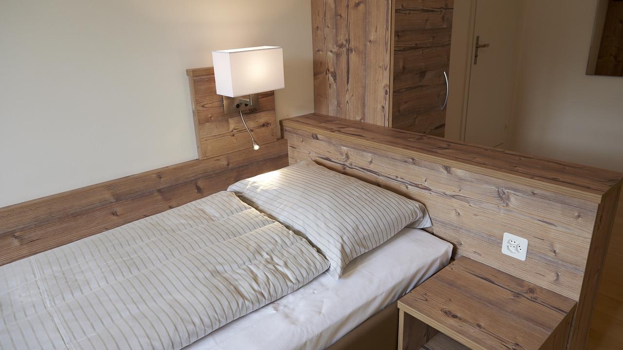 Klosterhotel Kreuz Mariastein Eksteriør bilde