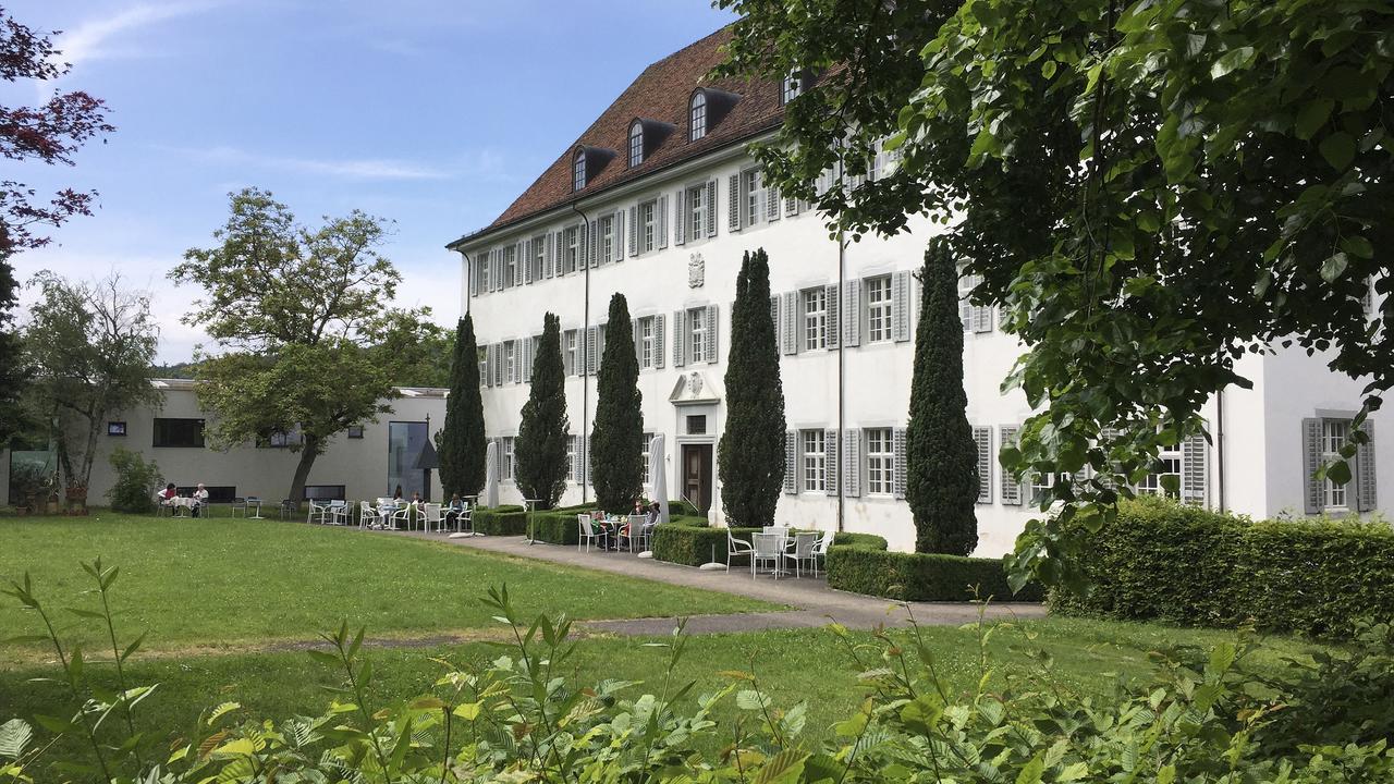 Klosterhotel Kreuz Mariastein Eksteriør bilde